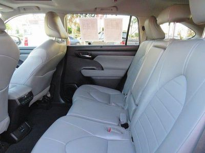 2022 Toyota HIGHLANDER - Photo 61