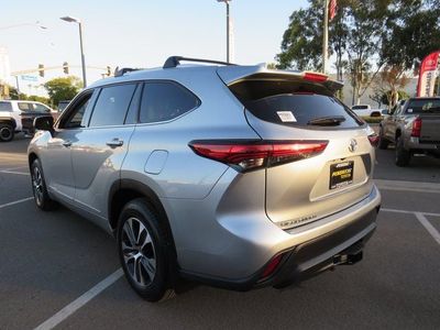 2022 Toyota HIGHLANDER - Photo 8