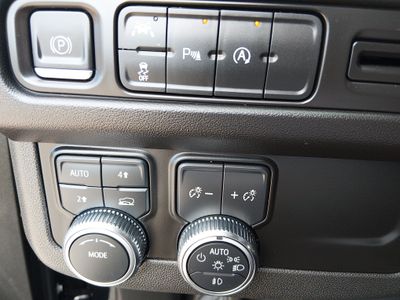 2023 GMC Yukon - Photo 13