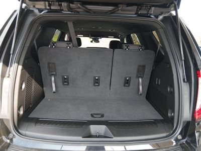 2023 GMC Yukon - Photo 11