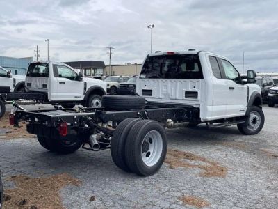 2026 Ford F-450SD - Photo 3