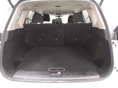 2024 Nissan Rogue — photo 11 view