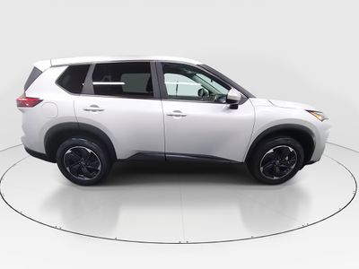 2024 Nissan Rogue — photo 8 view