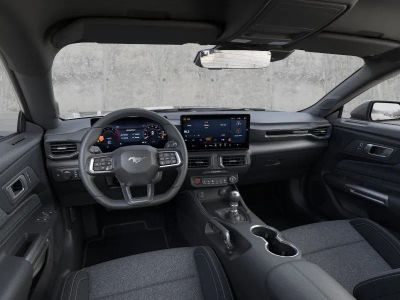 2026 Ford Mustang - Photo 9