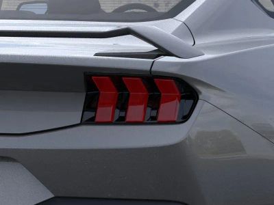 2026 Ford Mustang - Photo 21