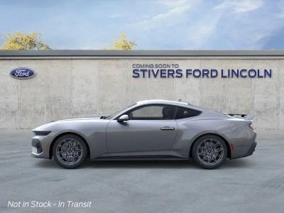 2026 Ford Mustang - Photo 4