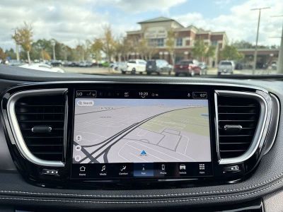 2026 Chrysler Pacifica — photo 23 view