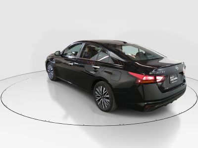 2024 Nissan Altima - Photo 5