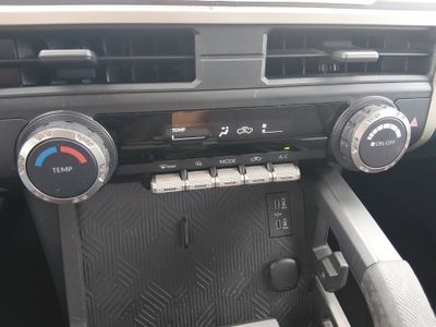 2024 Toyota Tacoma 2WD - Photo 21