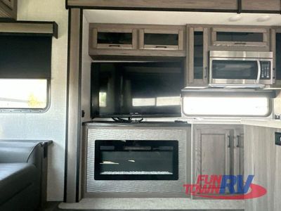 2023 CrossRoads RV Cameo - Photo 27