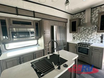 2023 CrossRoads RV Cameo - Photo 18