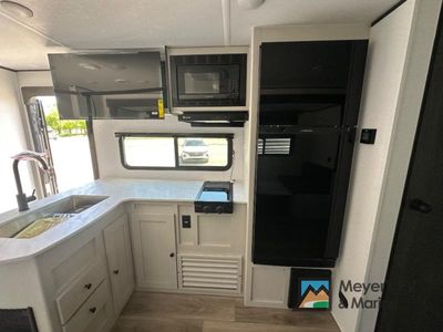 2025 Coachmen RV Northern Spirit SE - Photo 8