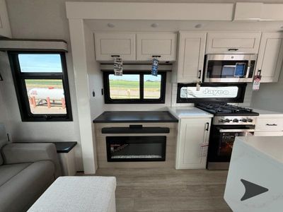 2026 Jayco Pinnacle - Photo 11