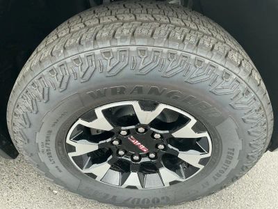 2026 GMC Sierra EV — photo 11 view