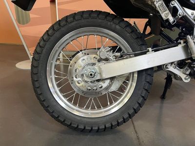 2026 Suzuki DR650S - Photo 12