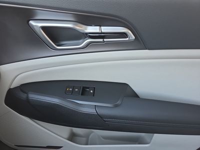 2026 Kia Sportage Hybrid — photo 9 view