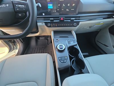 2026 Kia Sportage Hybrid — photo 10 view