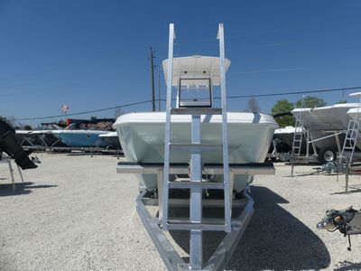 2026 Twin Vee 220 BayCat - Photo 3