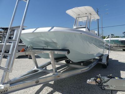 2026 Twin Vee 220 BayCat - Photo 2