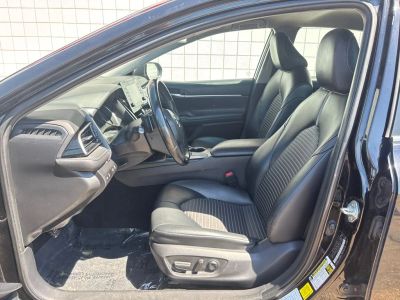2021 Toyota Camry - Photo 3