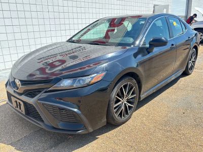 2021 Toyota Camry - Photo 1