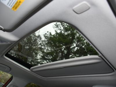 2024 Toyota RAV4 - Photo 7