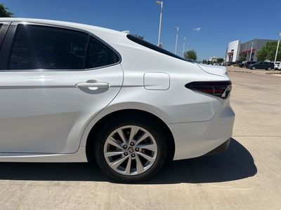 2022 Toyota Camry - Photo 3