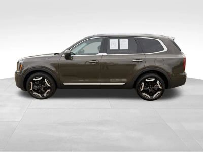 2025 Kia Telluride - Photo 3