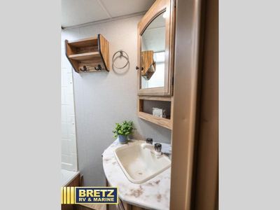 2019 Coachmen RV Freedom Express Ultra Lite - Photo 21