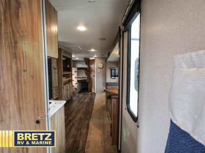 2019 Coachmen RV Freedom Express Ultra Lite - Photo 13