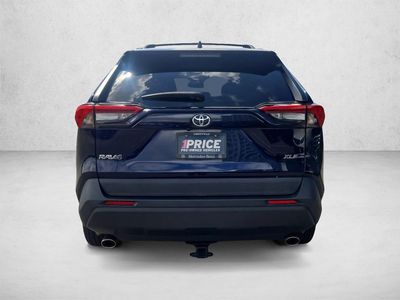 2020 Toyota RAV4 - Photo 3