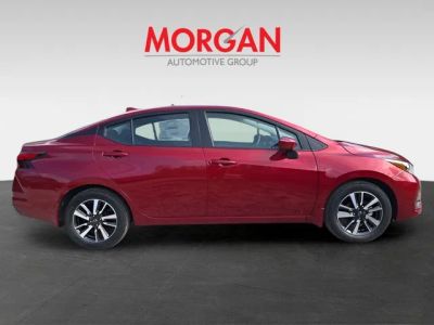 2025 Nissan Versa — photo 9 view