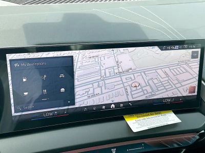 2026 BMW X3 — photo 9 view