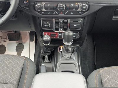 2026 Jeep Gladiator — photo 18 view