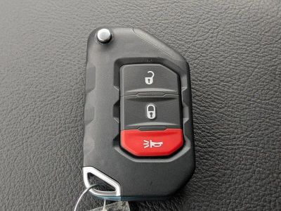 2026 Jeep Gladiator — photo 28 view