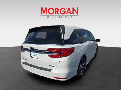 2022 Honda Odyssey — interior view