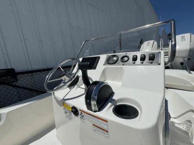 2020 Boston Whaler 150 Montauk - Photo 14