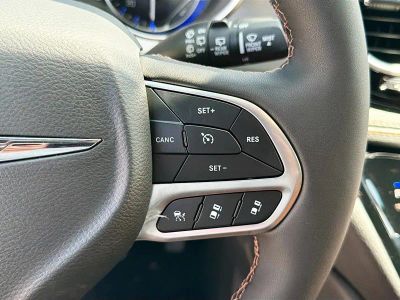 2026 Chrysler Pacifica — photo 40 view