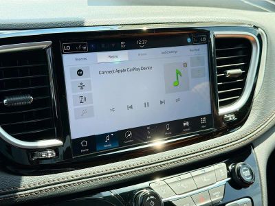 2026 Chrysler Pacifica — photo 34 view