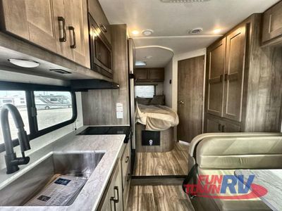 2026 Gulf Stream RV Yellowstone - Photo 3