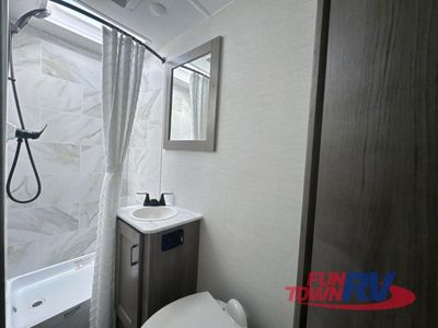 2026 Gulf Stream RV Yellowstone - Photo 34