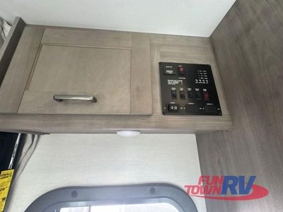 2026 Gulf Stream RV Yellowstone - Photo 33
