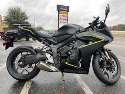 2026 Honda CBR650RACT - Photo 5