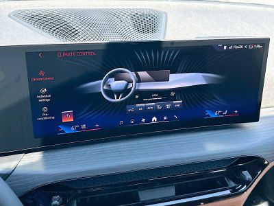 2026 BMW i4 — photo 12 view