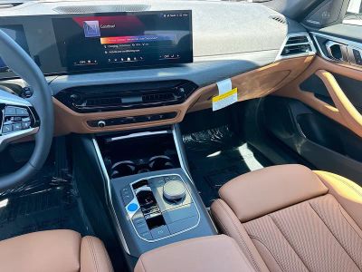 2026 BMW i4 — photo 17 view