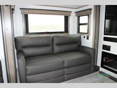 2025 Keystone RV Montana - Photo 15