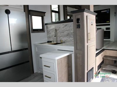 2025 Keystone RV Montana - Photo 21