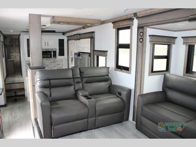 2025 Keystone RV Montana - Photo 14
