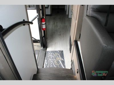 2025 Keystone RV Montana - Photo 19
