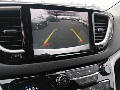 2024 Chrysler Pacifica — photo 15 view